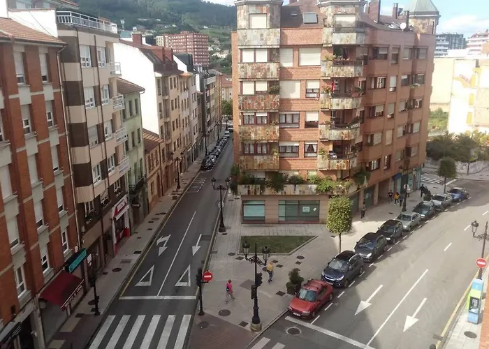 Piso En Avenida Pumarin . Wifi Апартаменты Овьедо