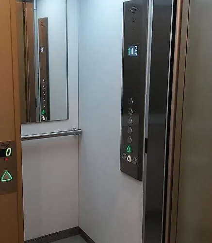 Piso En Avenida Pumarin . Wifi Апартаменты Овьедо